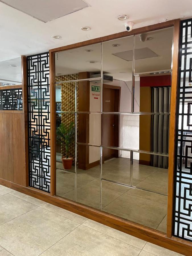 Hotel Holiday Pride Aurangabad  Ngoại thất bức ảnh